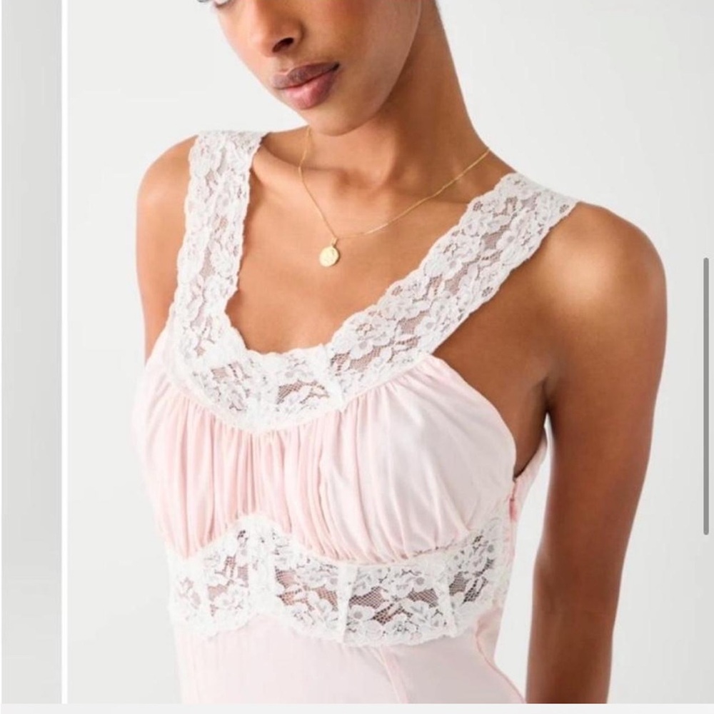 NWT Frankie’s Bikinis Dakota Dress in Sweet Dreams light pink - Picture 4 of 6